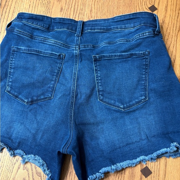 Nine West Pants - Nine West women’s size 12 shorts